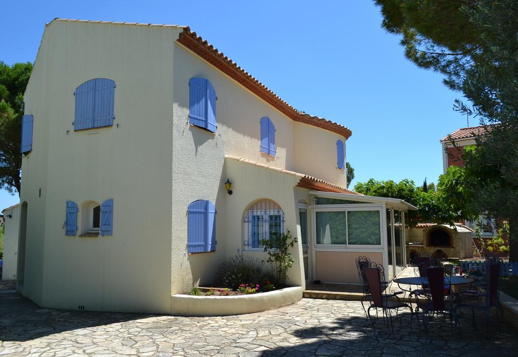 La Perle De Ceylan Hotel Montagnac  Exterior foto